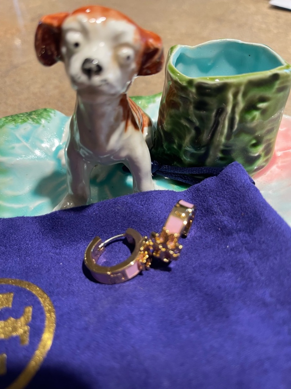 TORY BURCH PINK ENAMEL GOLD-TONED HUGGIE EARRINGS💕 REAL DEAL PRICE!!!!‼️